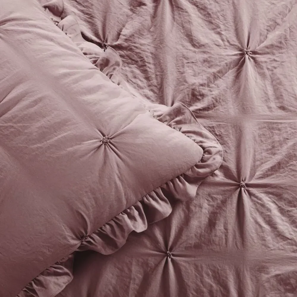 Lush Decor - Queen 3pc Ravello Pintuck Ruffle Skirt Bedspread & Woodrose